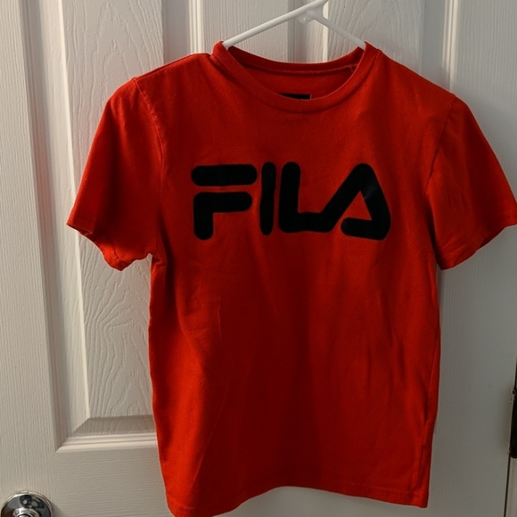 BOYS FILA SPORT WICKING SHIRT BLACK GRAY /& WHITE MEDIUM 10-12 NWT $24